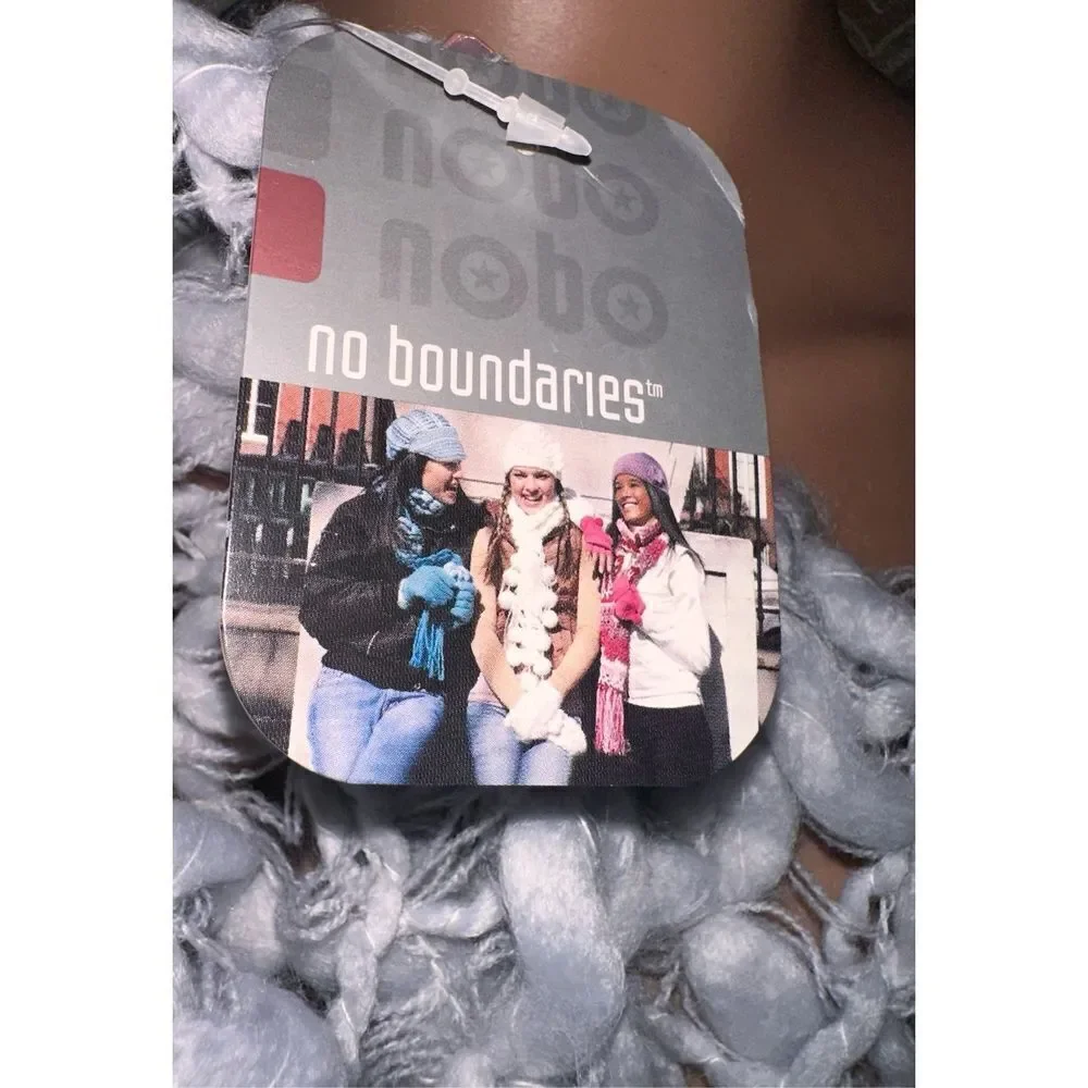 NEW WITH TAGS NO BOUNDARIES WOMEN‎ GREH SOFT SCARF